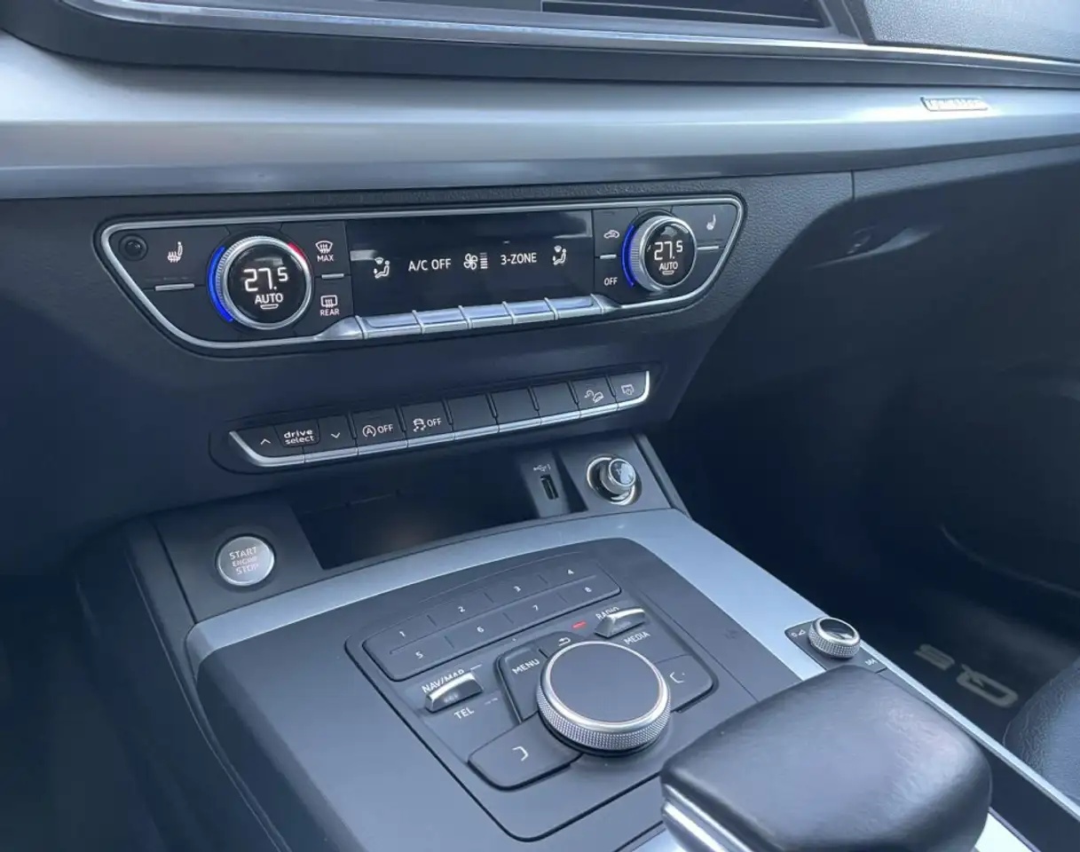 Audi Q5 photo Audi Q5