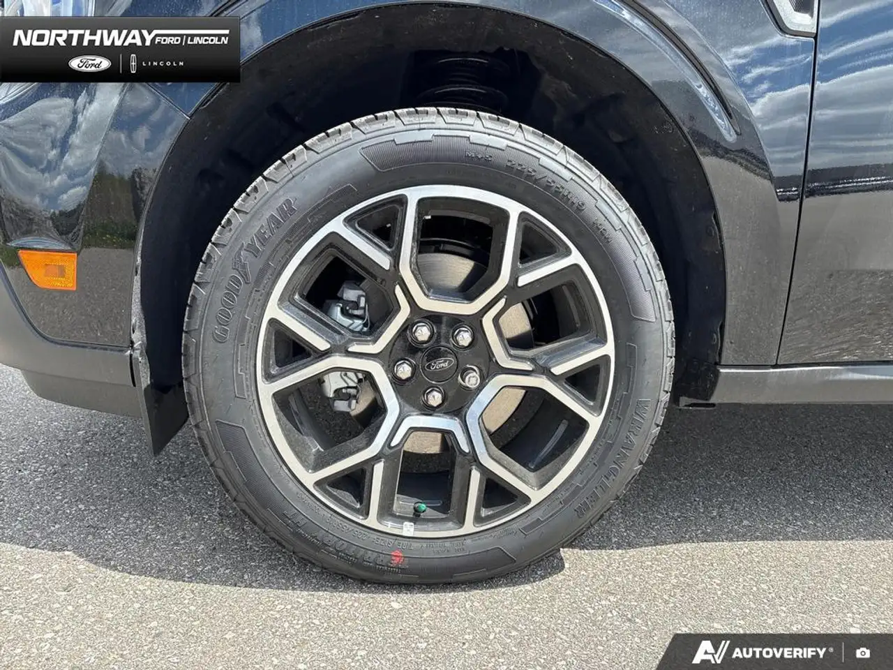Ford Maverick photo Ford Maverick