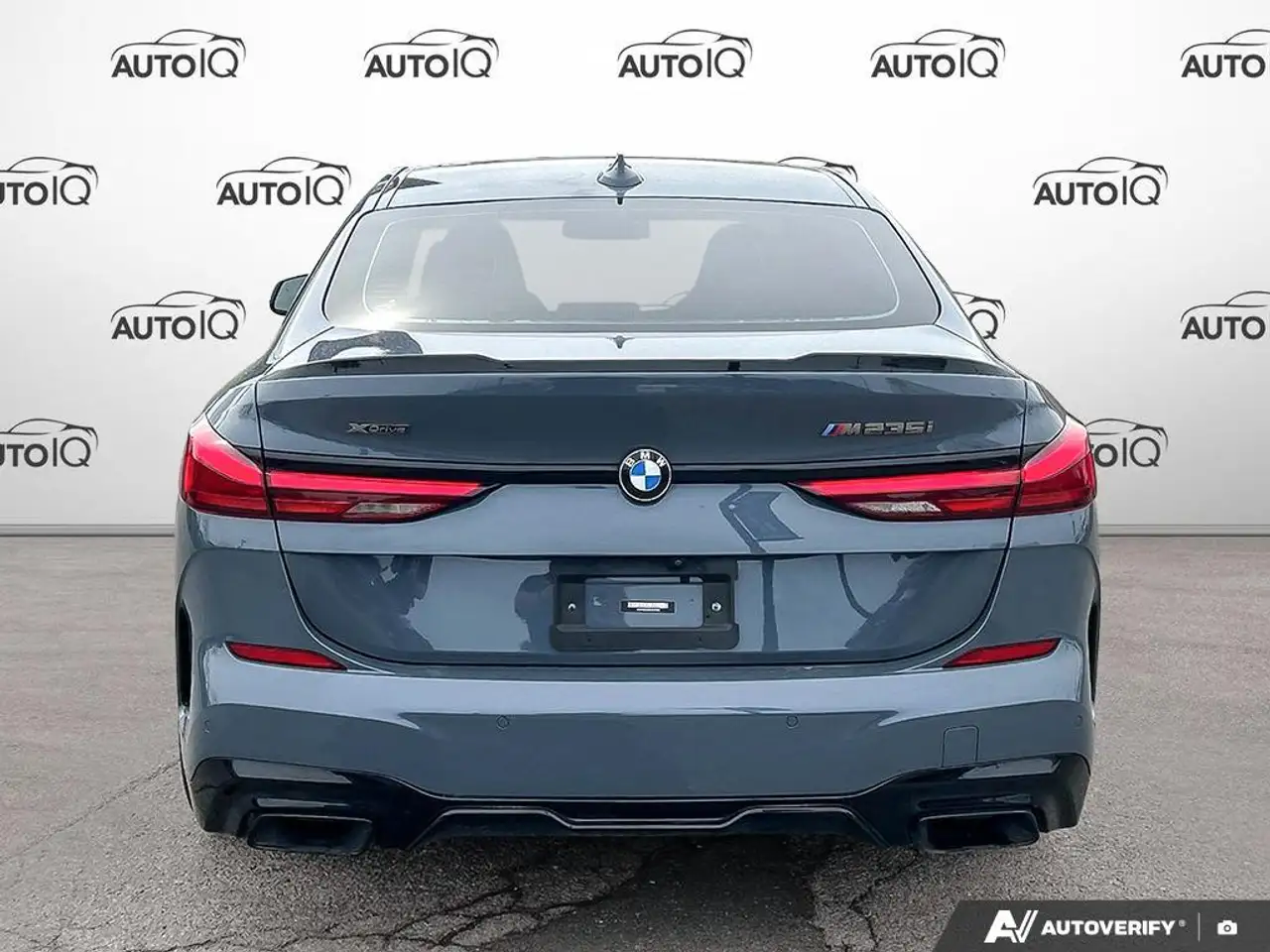 BMW 2 Series снимка BMW 2 Series