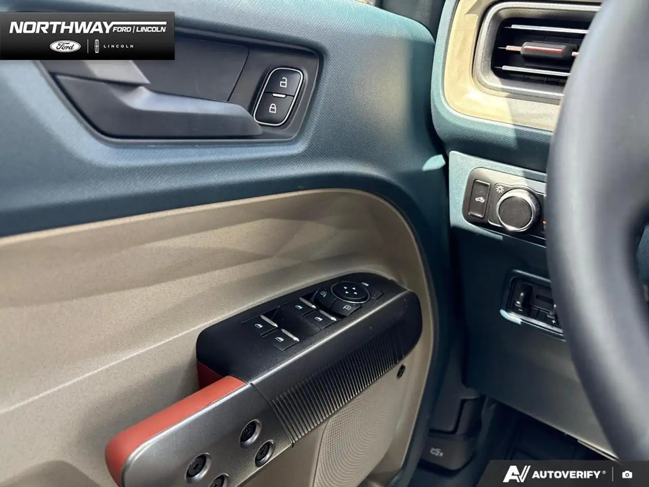 Ford Maverick photo Ford Maverick