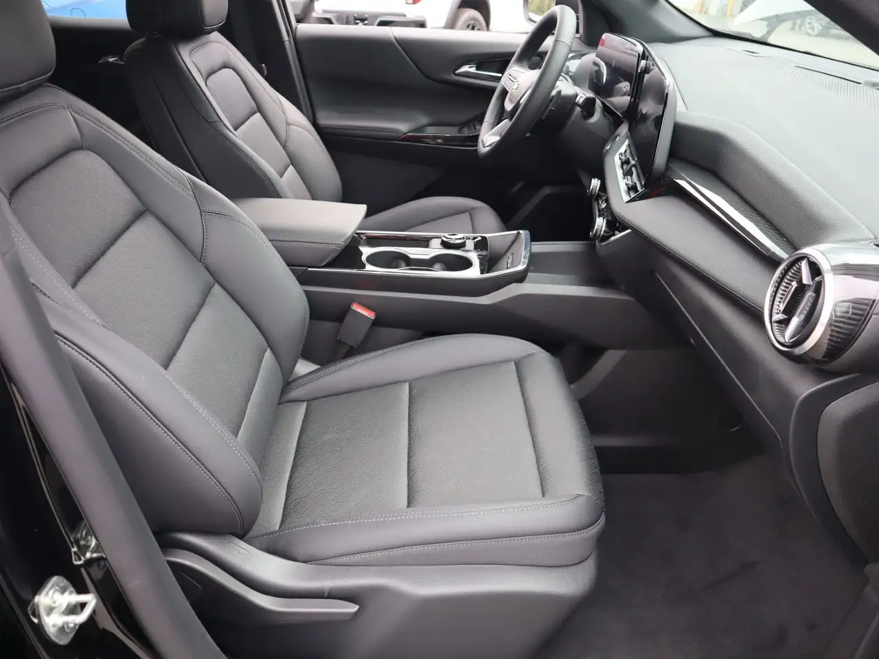 Chevrolet Equinox снимка Chevrolet Equinox