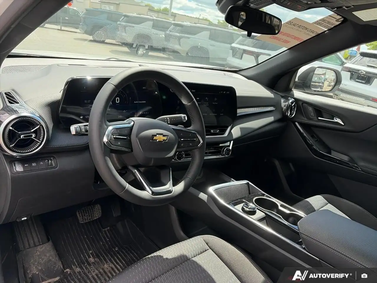 Chevrolet Equinox снимка Chevrolet Equinox