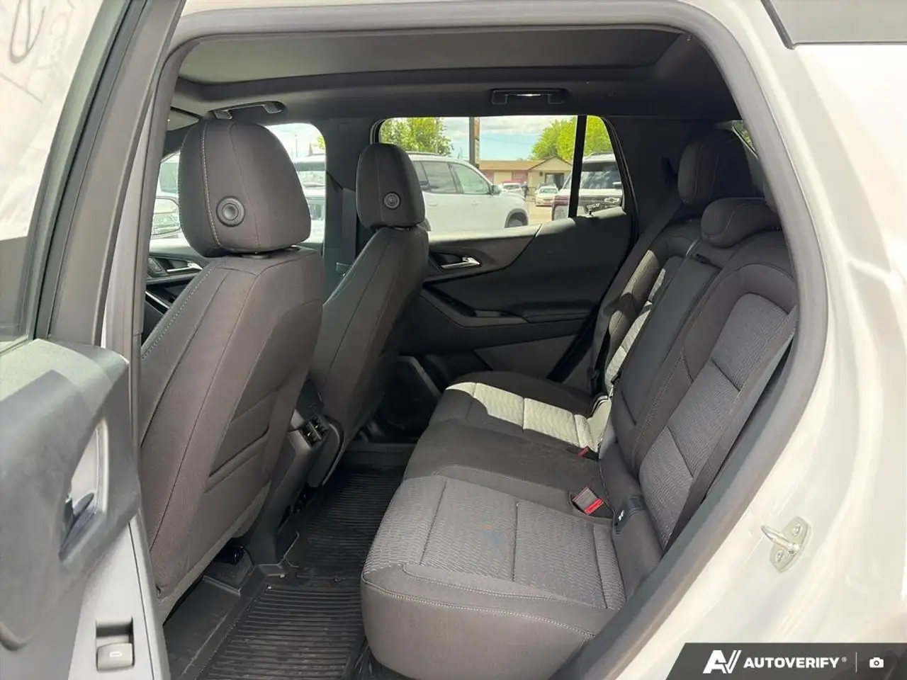 Chevrolet Equinox снимка Chevrolet Equinox
