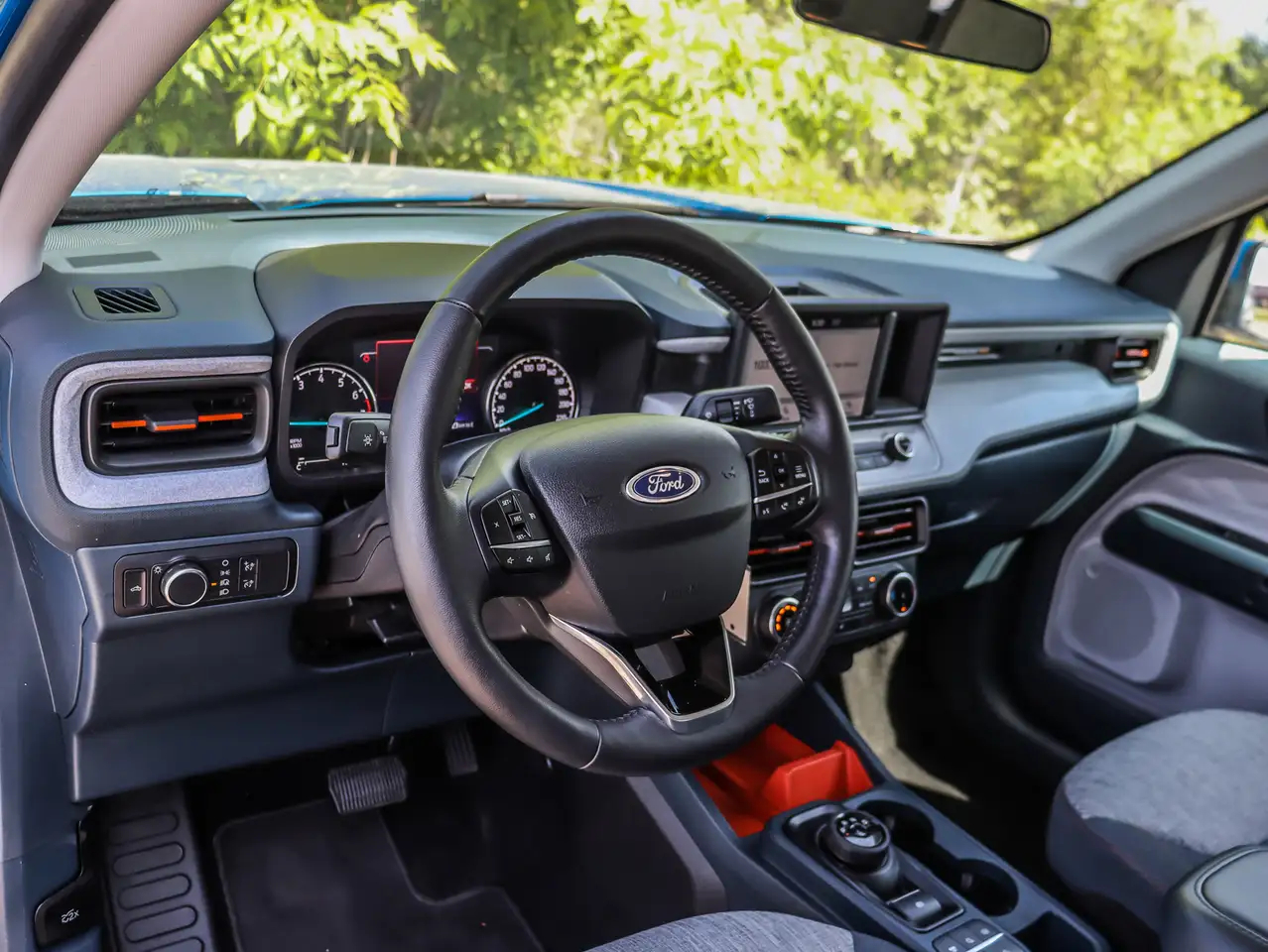 Ford Maverick снимка Ford Maverick