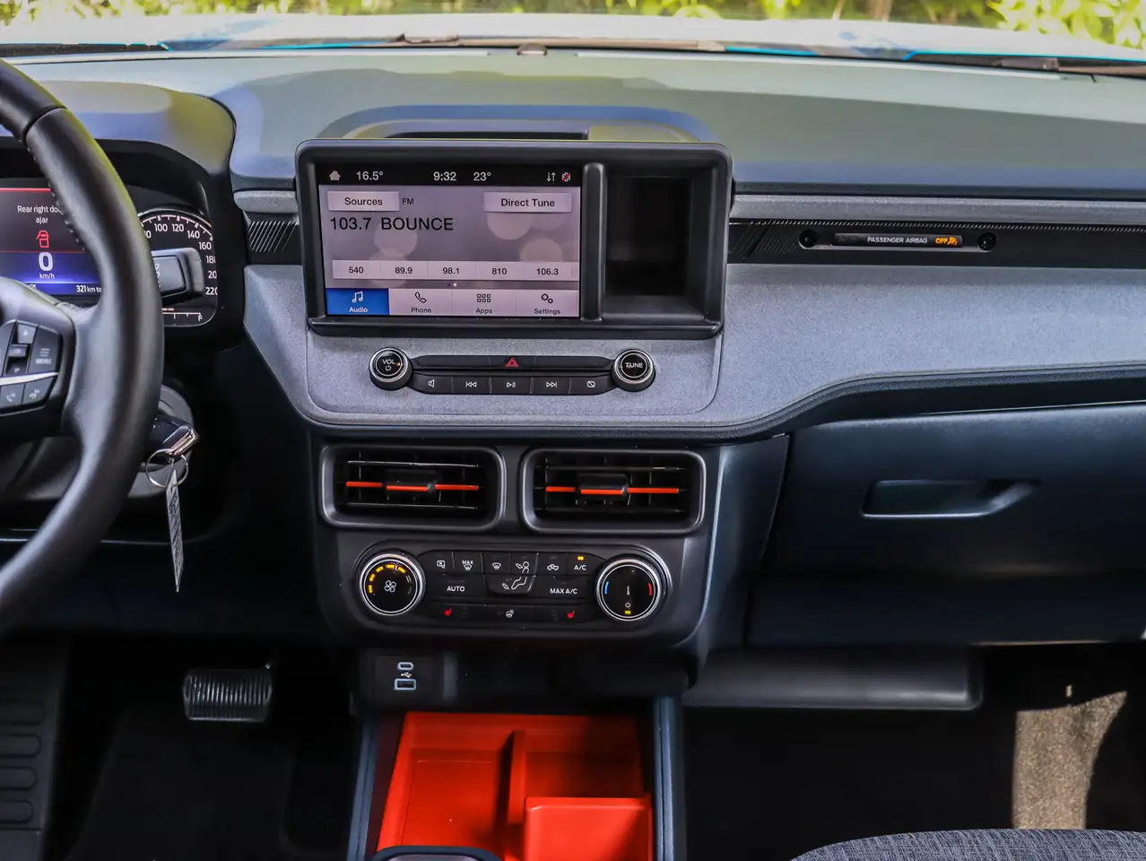 Ford Maverick снимка Ford Maverick