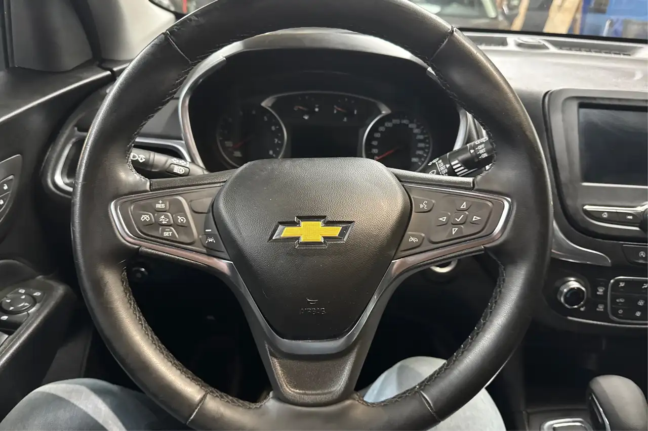 Chevrolet Equinox снимка Chevrolet Equinox