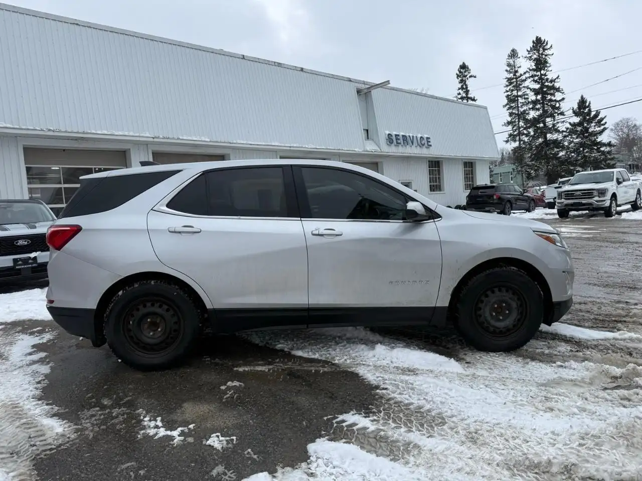 Chevrolet Equinox снимка Chevrolet Equinox