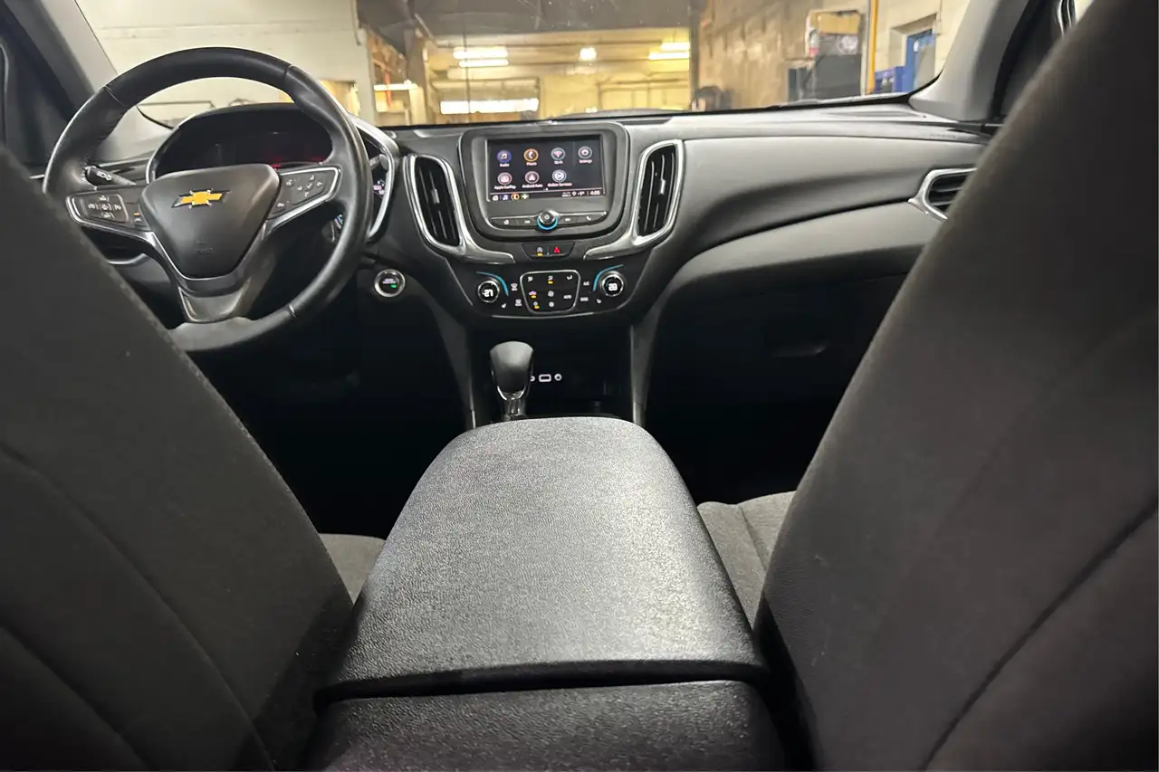 Chevrolet Equinox снимка Chevrolet Equinox
