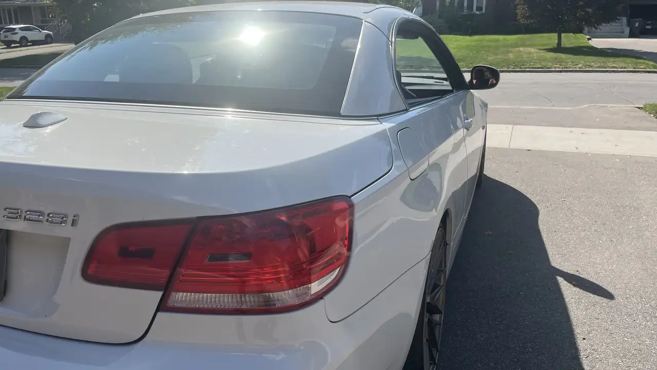BMW 3 Series снимка BMW 3 Series