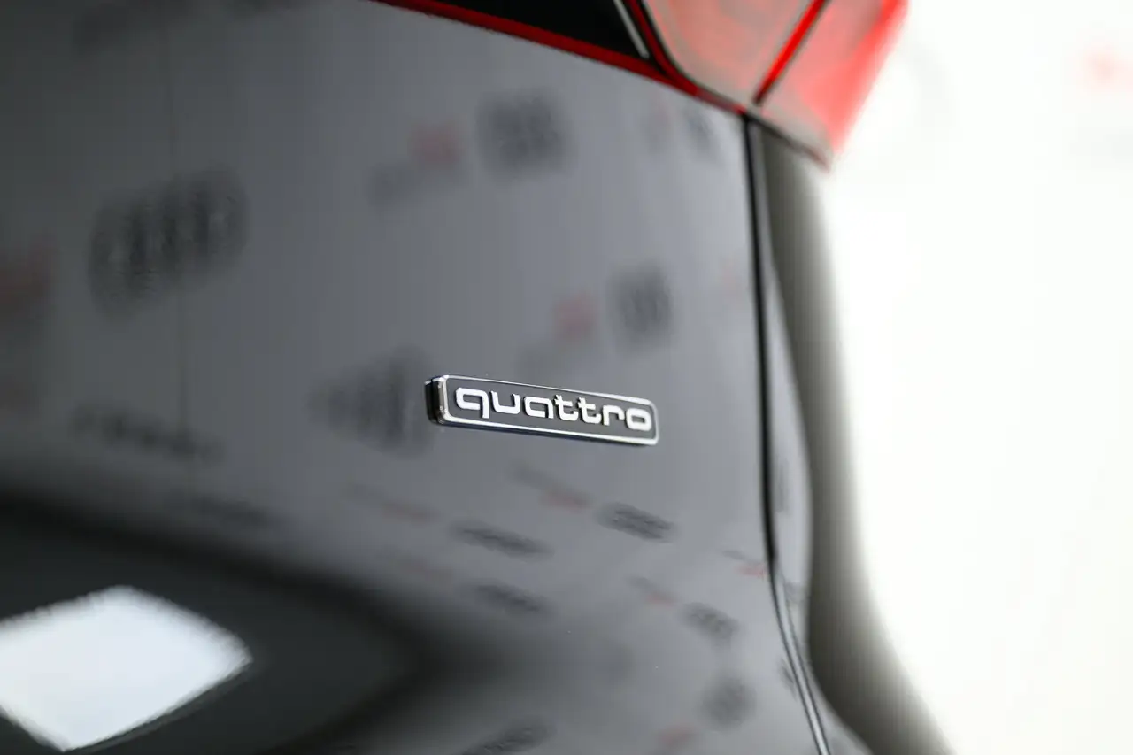 Audi Q5 снимка Audi Q5