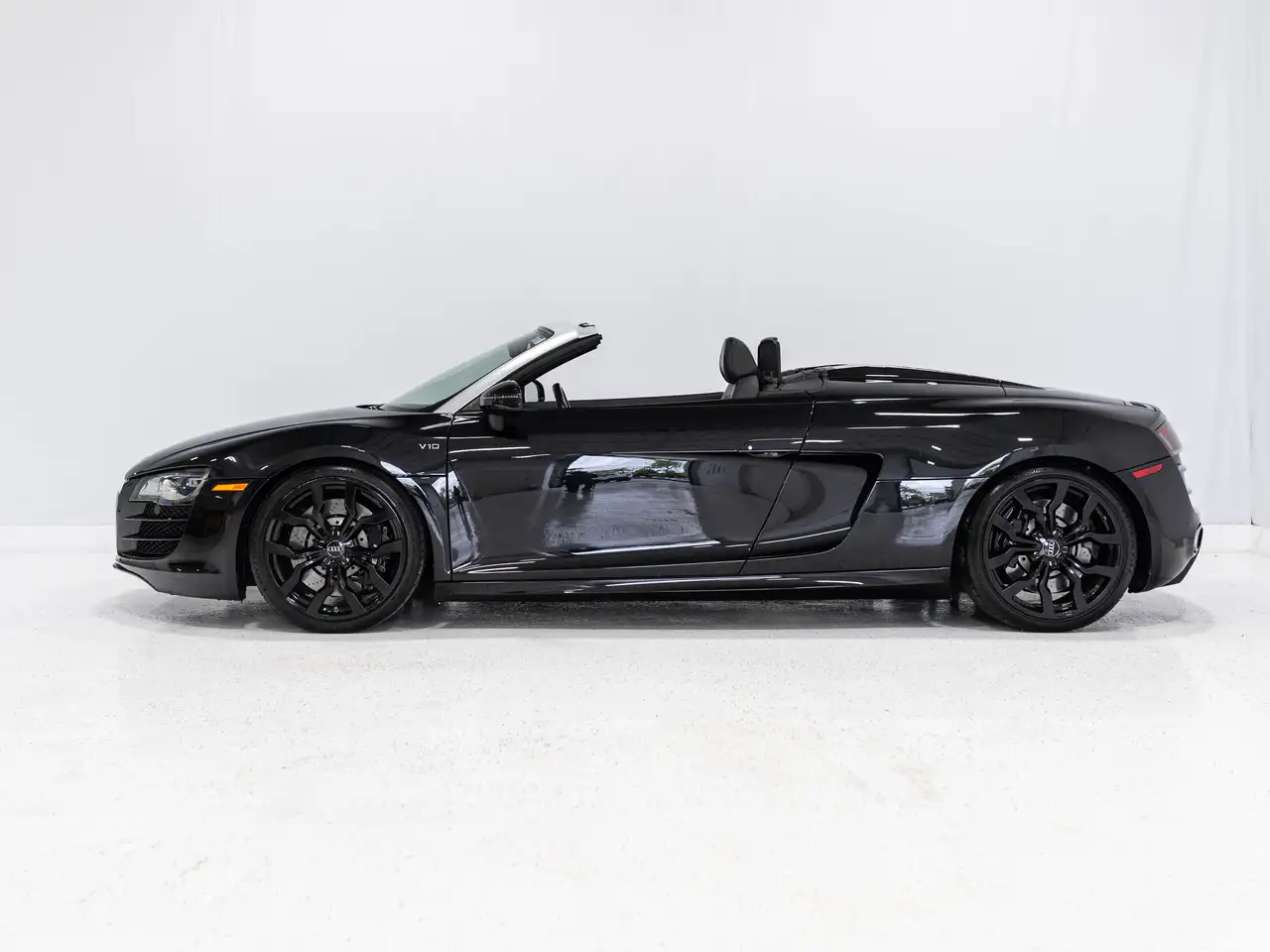 Audi R8 photo Audi R8