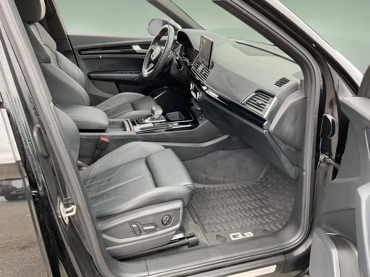 Audi Q5 снимка Audi Q5