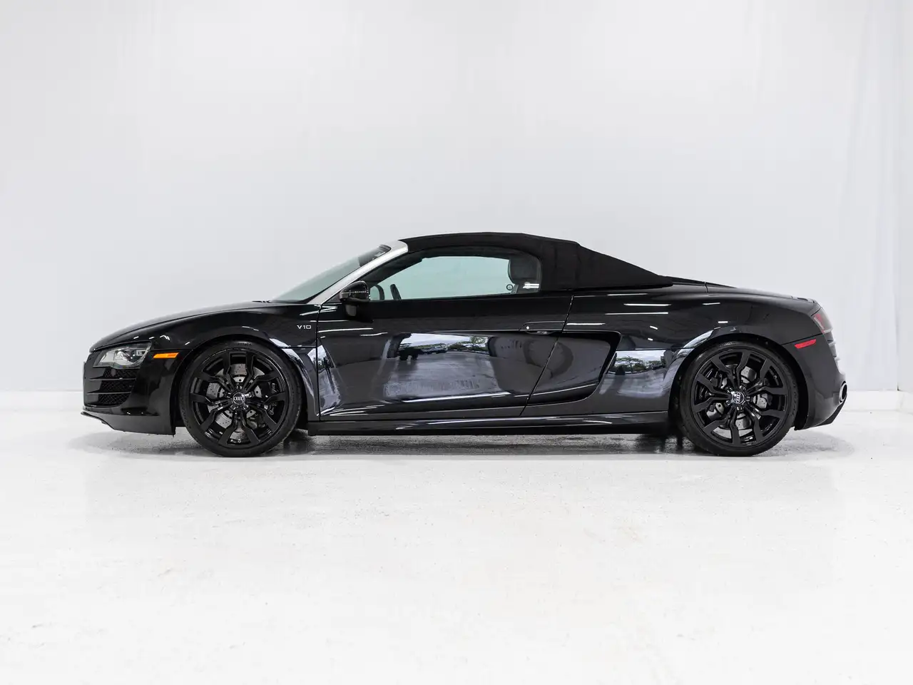 Audi R8 photo Audi R8