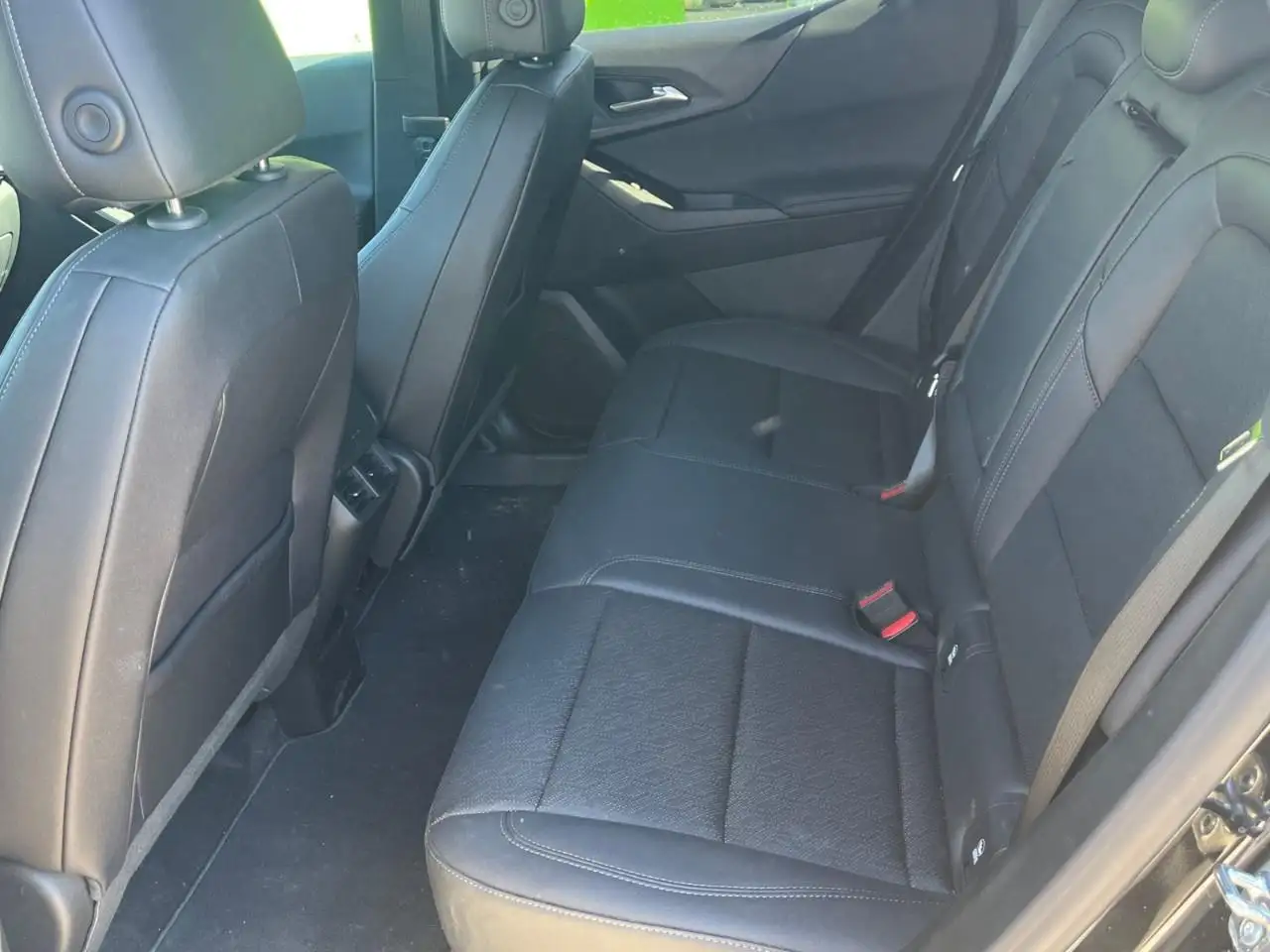 Chevrolet Equinox снимка Chevrolet Equinox
