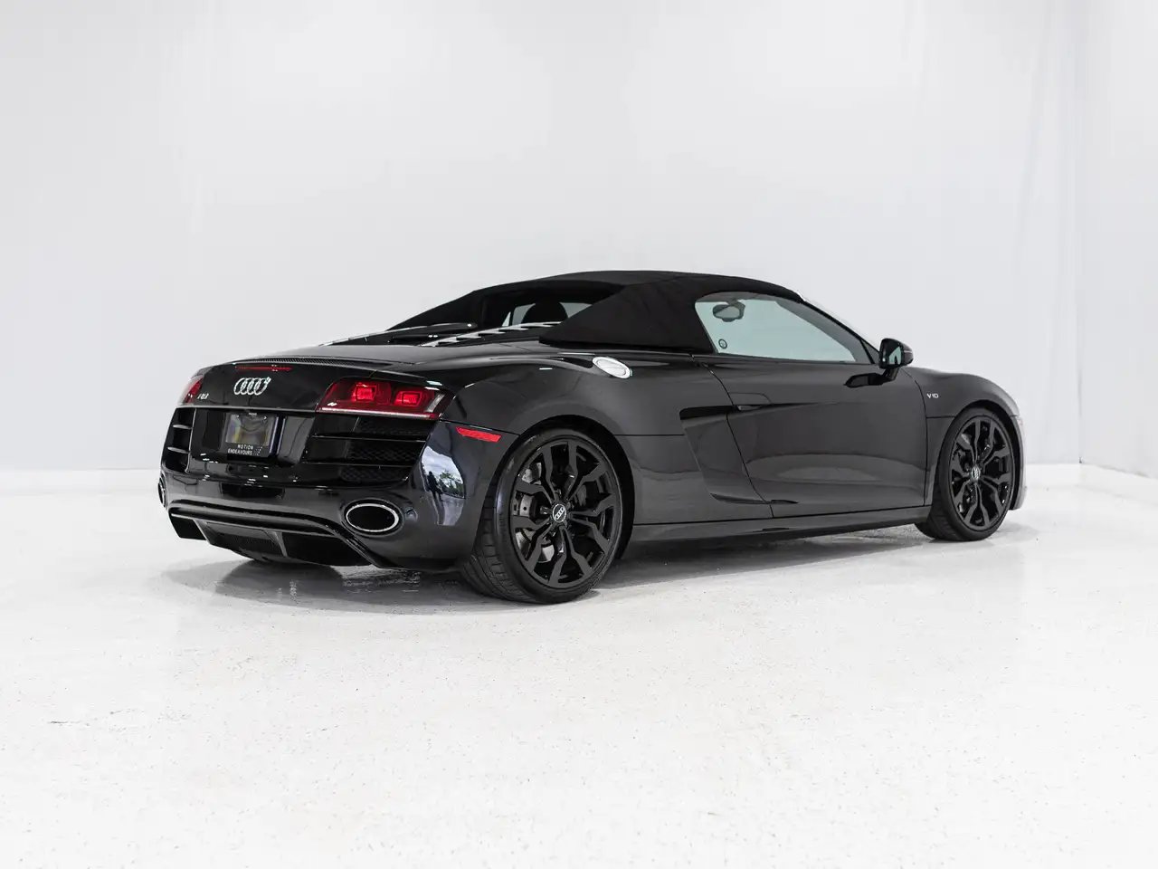 Audi R8 photo Audi R8