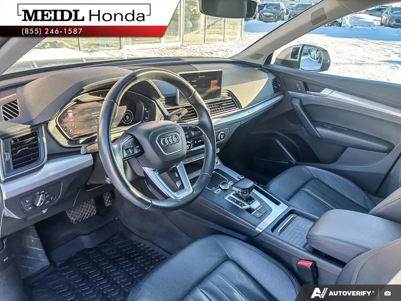 Audi Q5 снимка Audi Q5