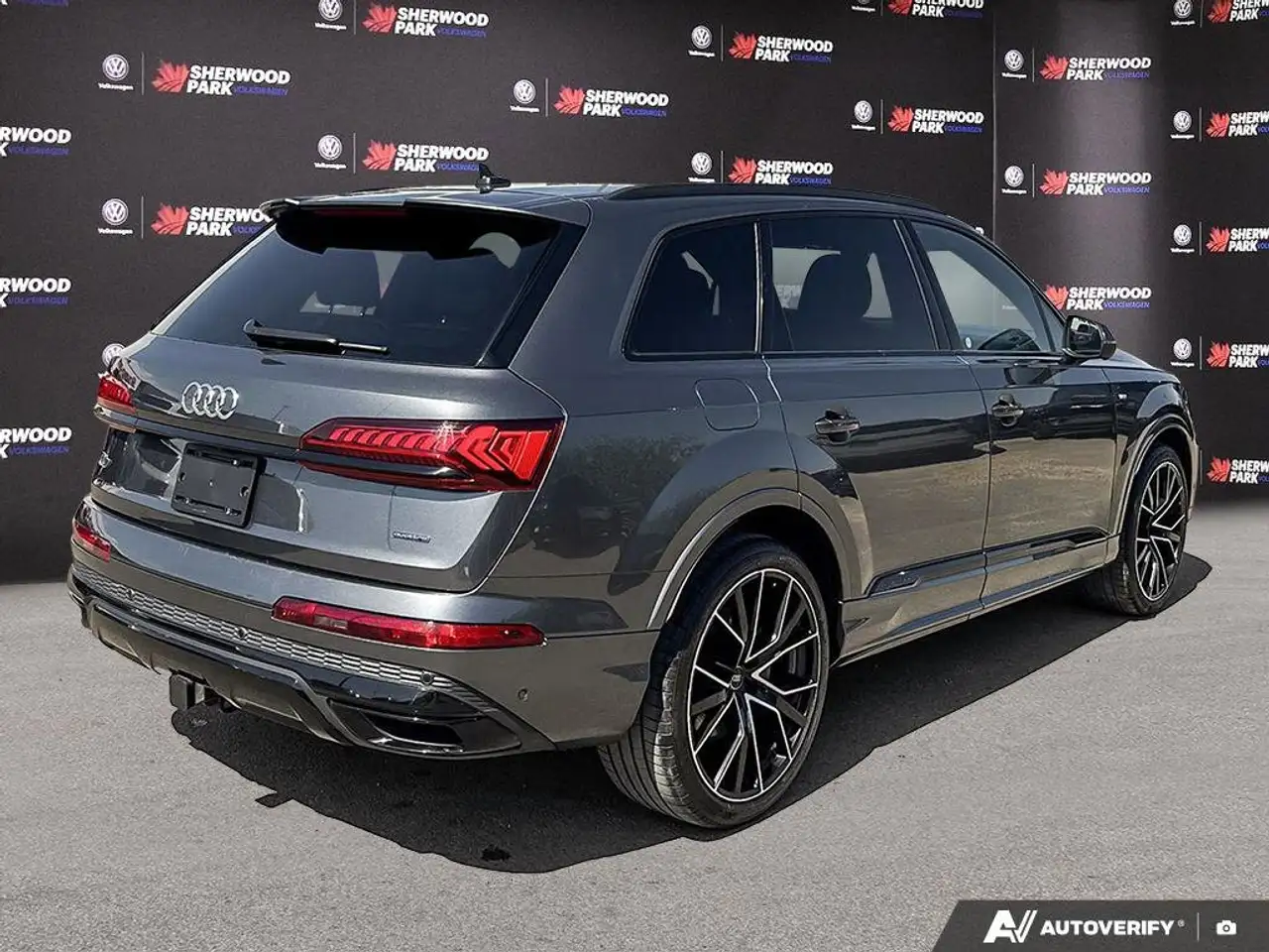 Audi Q7 снимка Audi Q7