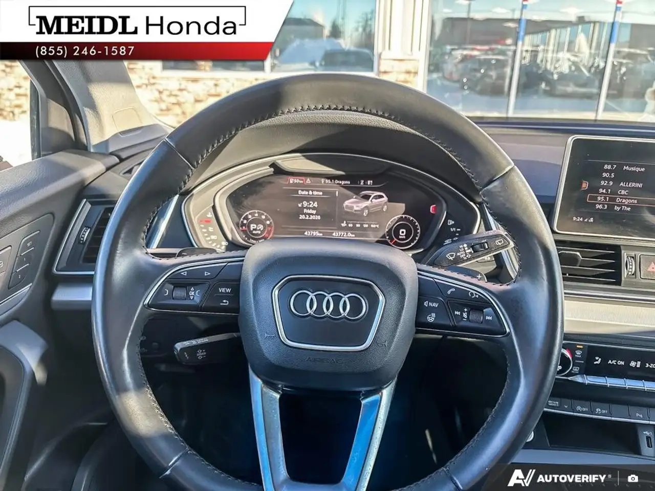 Audi Q5 снимка Audi Q5