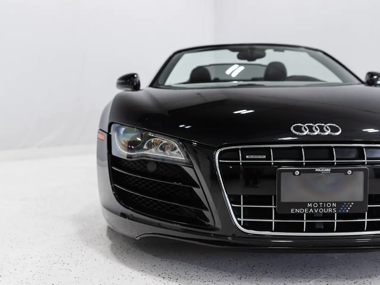 Audi R8 photo Audi R8
