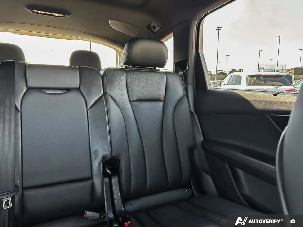 Audi Q7 снимка Audi Q7