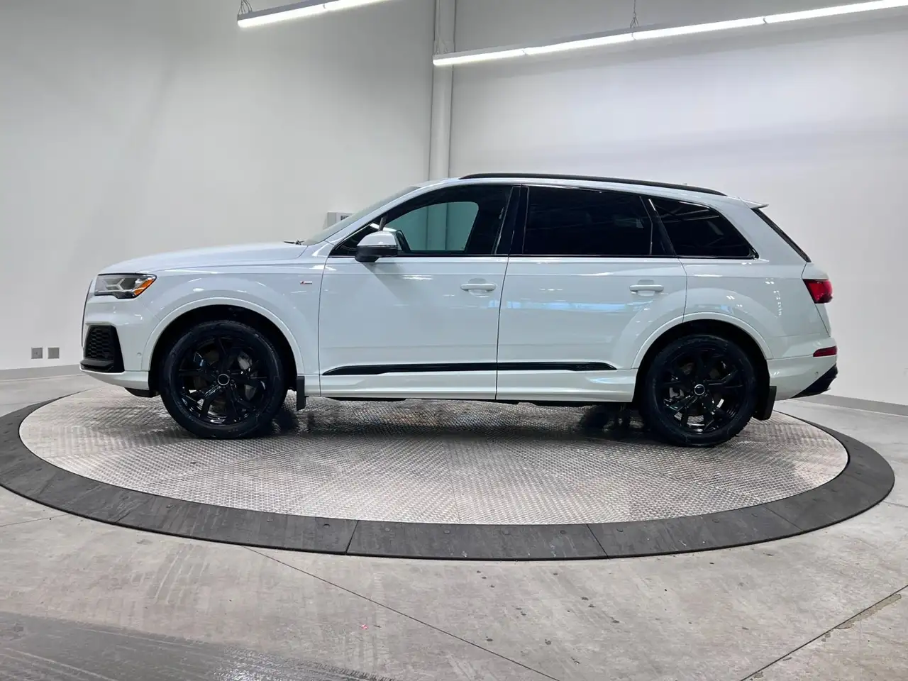 Audi Q7 снимка Audi Q7