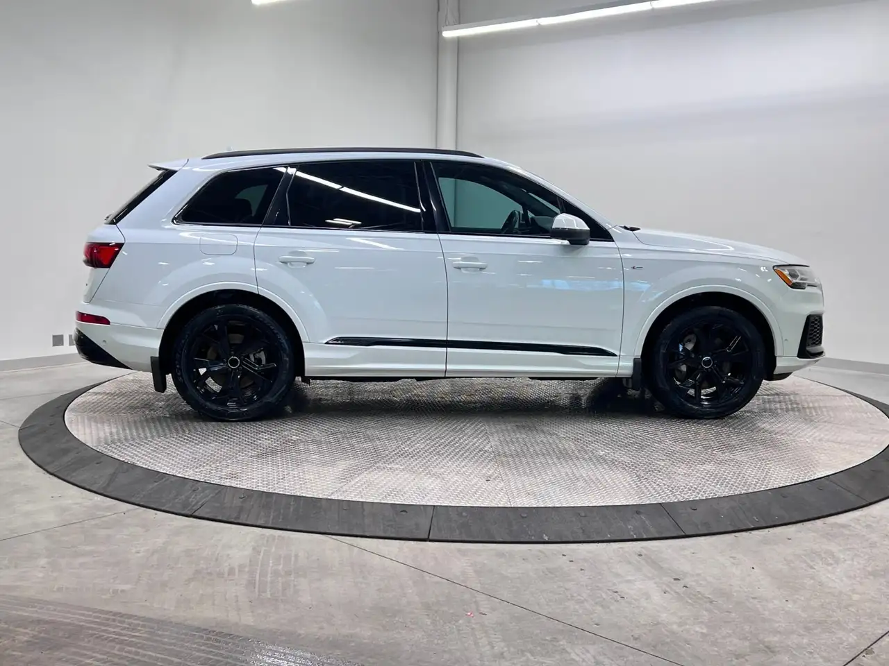Audi Q7 снимка Audi Q7