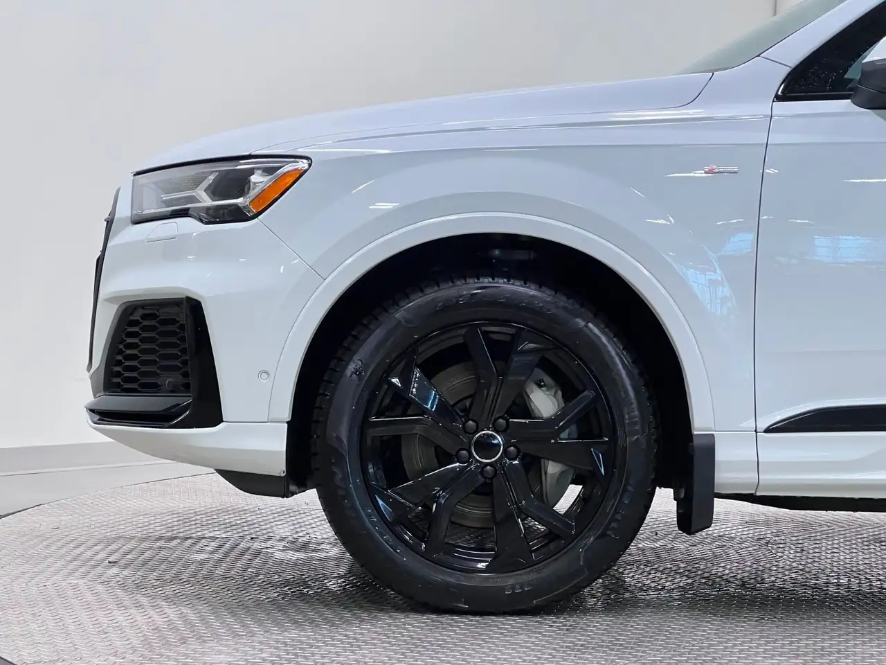 Audi Q7 снимка Audi Q7