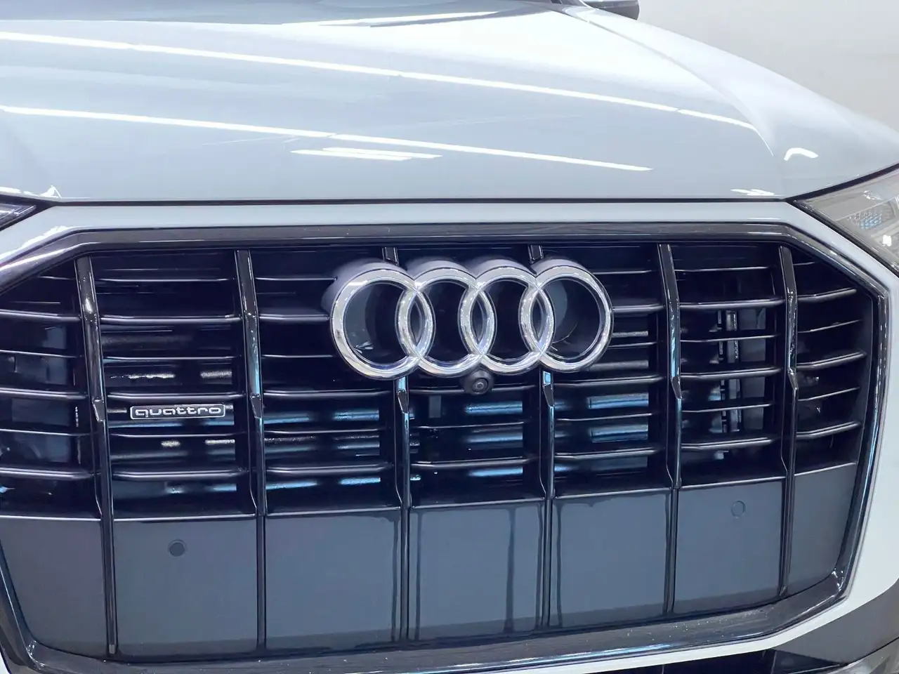 Audi Q7 снимка Audi Q7
