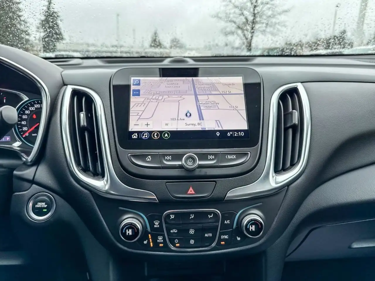 Chevrolet Equinox снимка Chevrolet Equinox