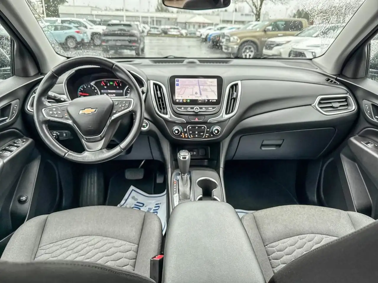 Chevrolet Equinox снимка Chevrolet Equinox