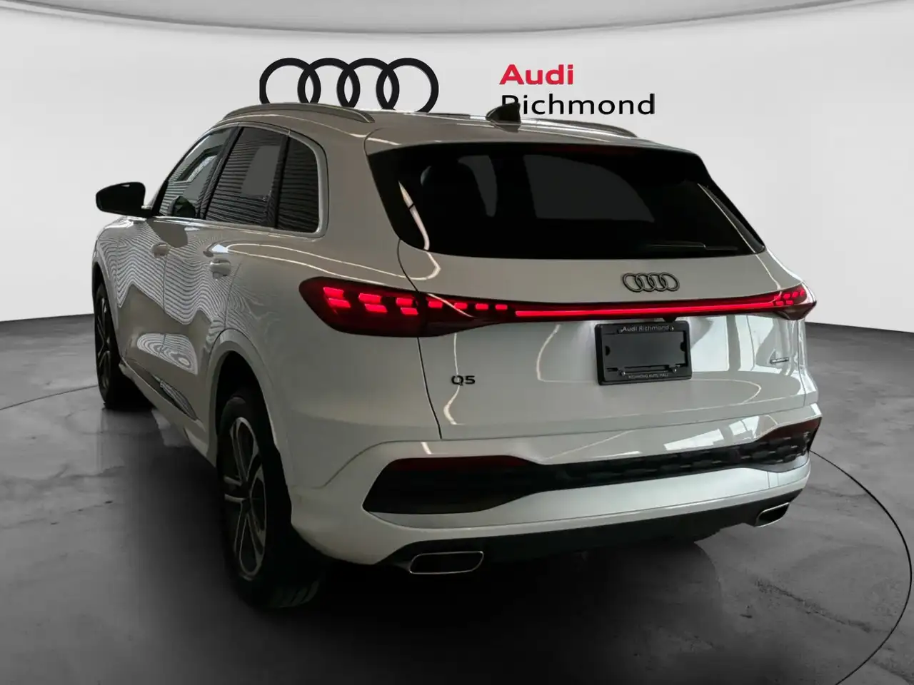 Audi Q5 снимка Audi Q5