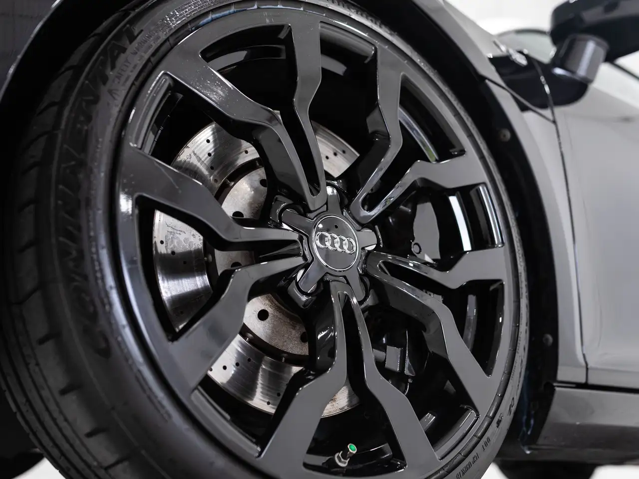 Audi R8 photo Audi R8