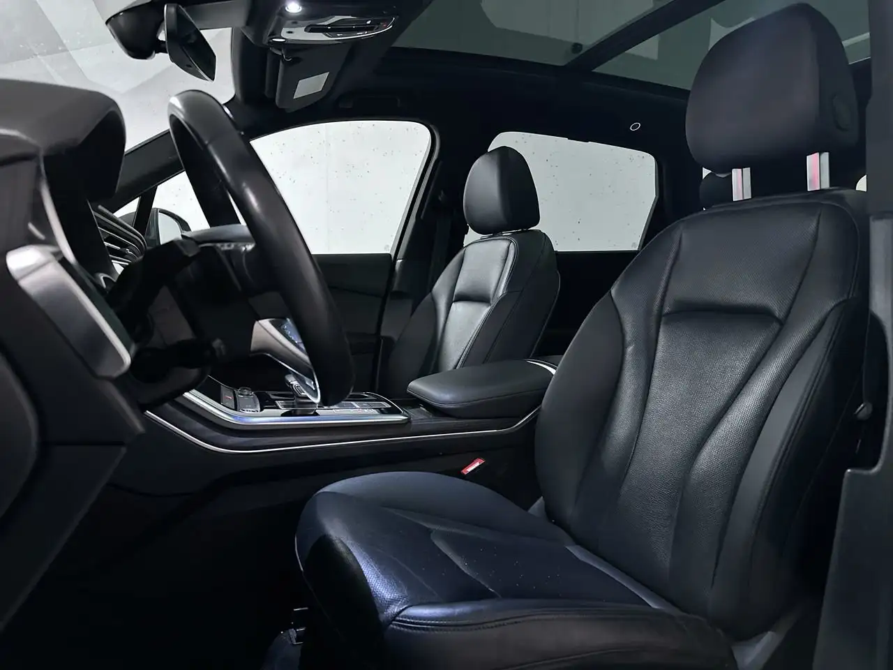 Audi Q7 снимка Audi Q7