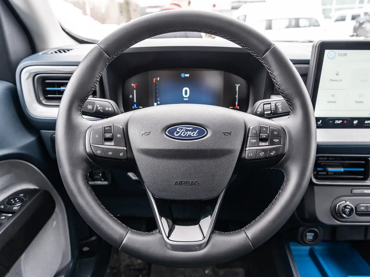 Ford Maverick снимка Ford Maverick