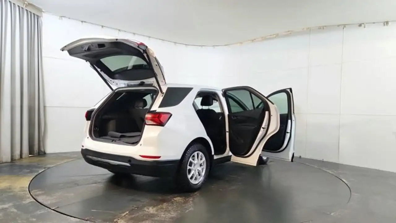 Chevrolet Equinox снимка Chevrolet Equinox