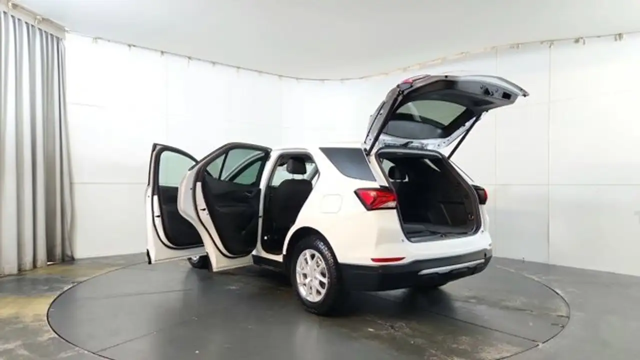 Chevrolet Equinox снимка Chevrolet Equinox