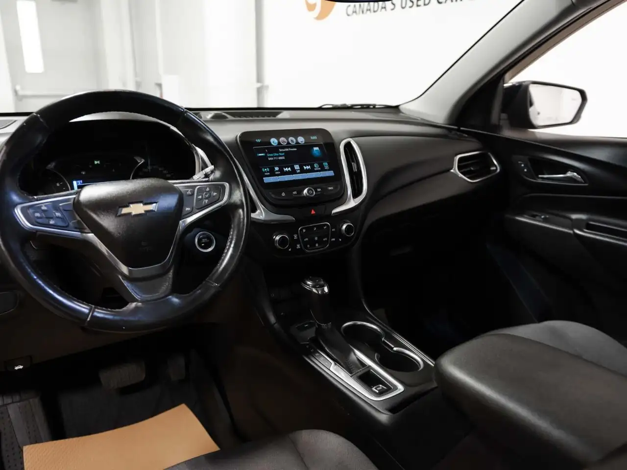 Chevrolet Equinox снимка Chevrolet Equinox