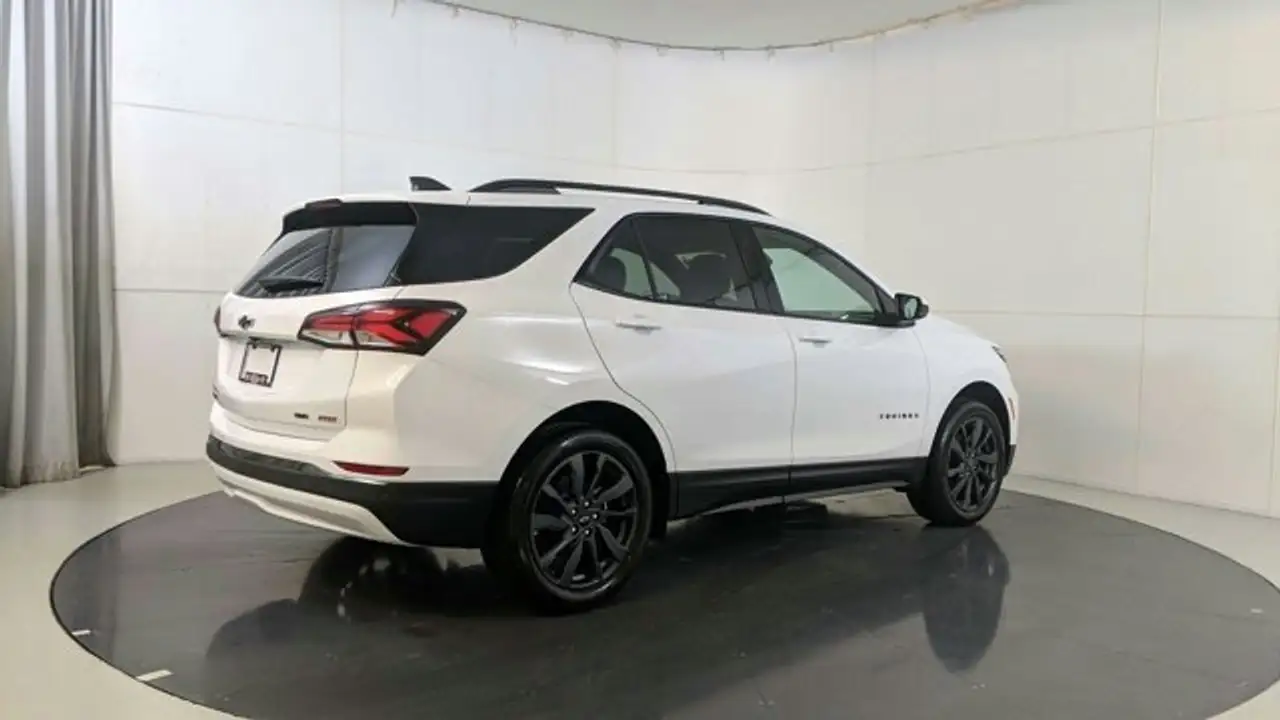 Chevrolet Equinox снимка Chevrolet Equinox