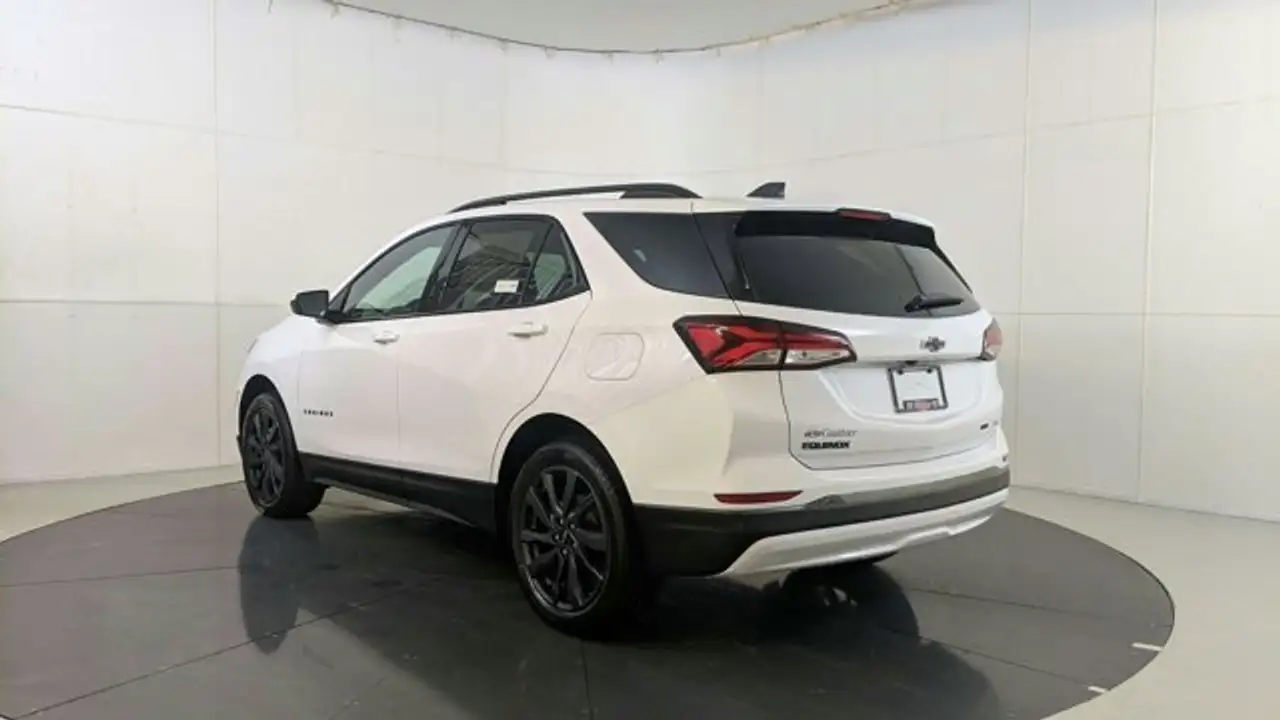 Chevrolet Equinox снимка Chevrolet Equinox