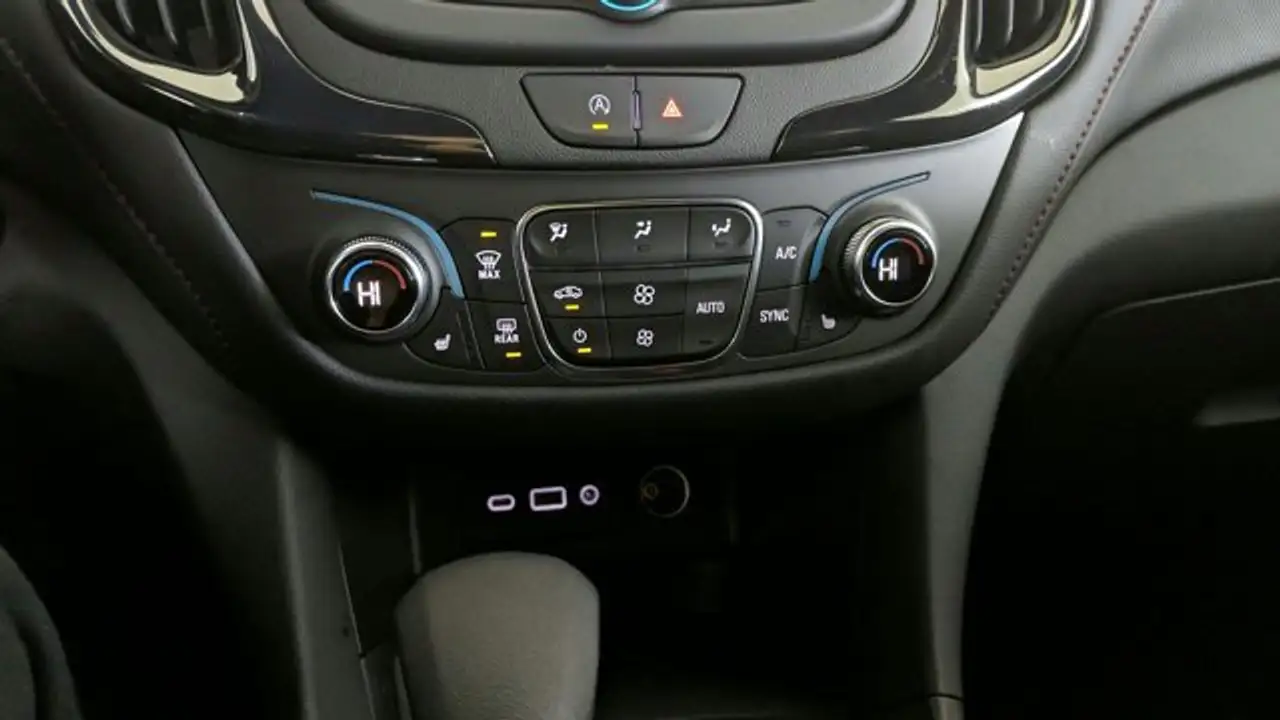 Chevrolet Equinox снимка Chevrolet Equinox