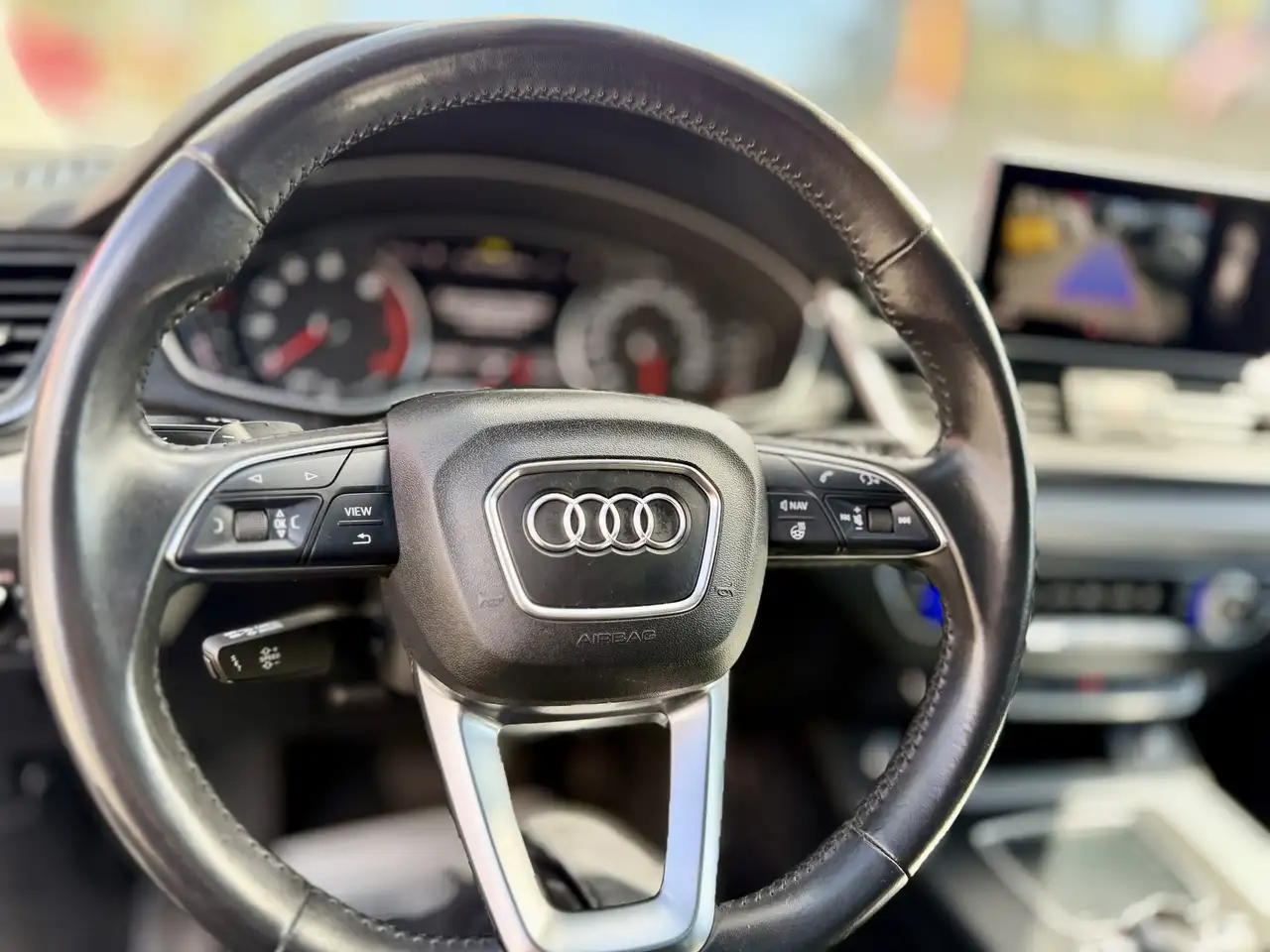 Audi Q5 снимка Audi Q5