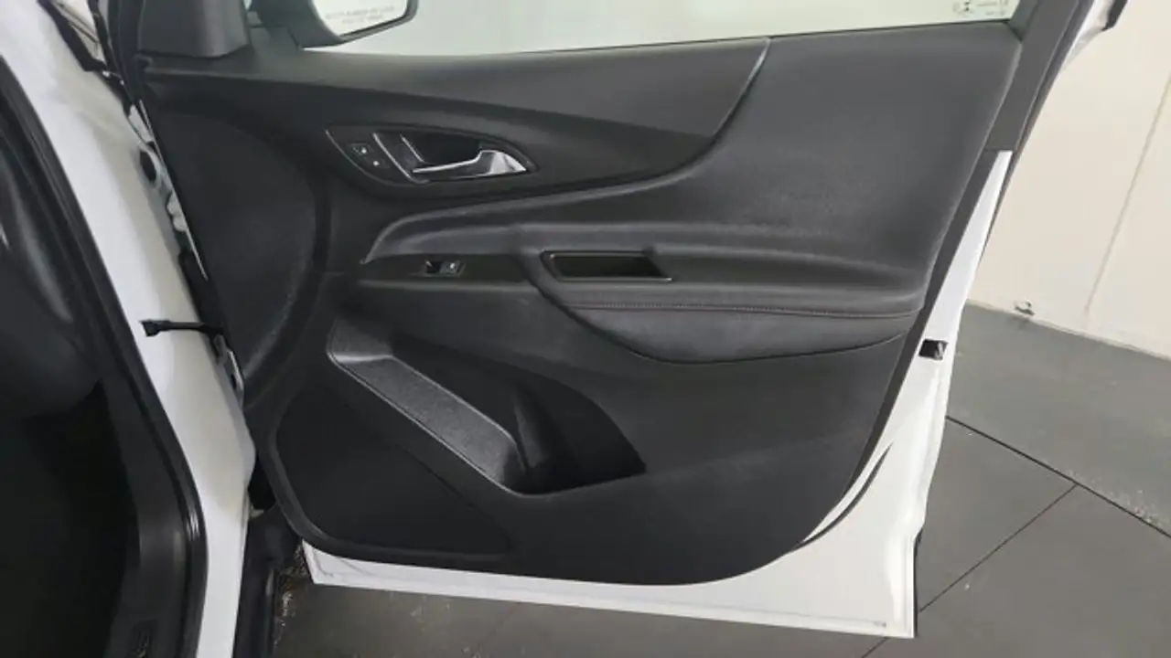 Chevrolet Equinox снимка Chevrolet Equinox
