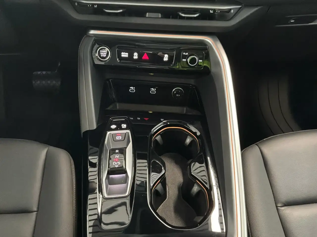 Audi Q5 снимка Audi Q5