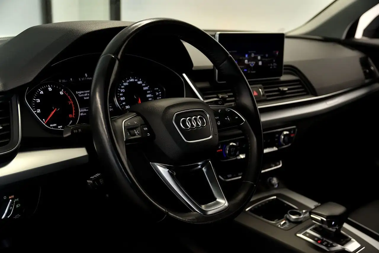 Audi Q5 снимка Audi Q5