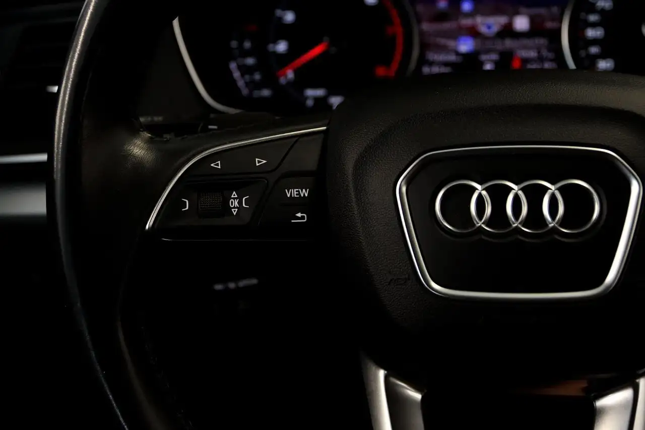 Audi Q5 снимка Audi Q5