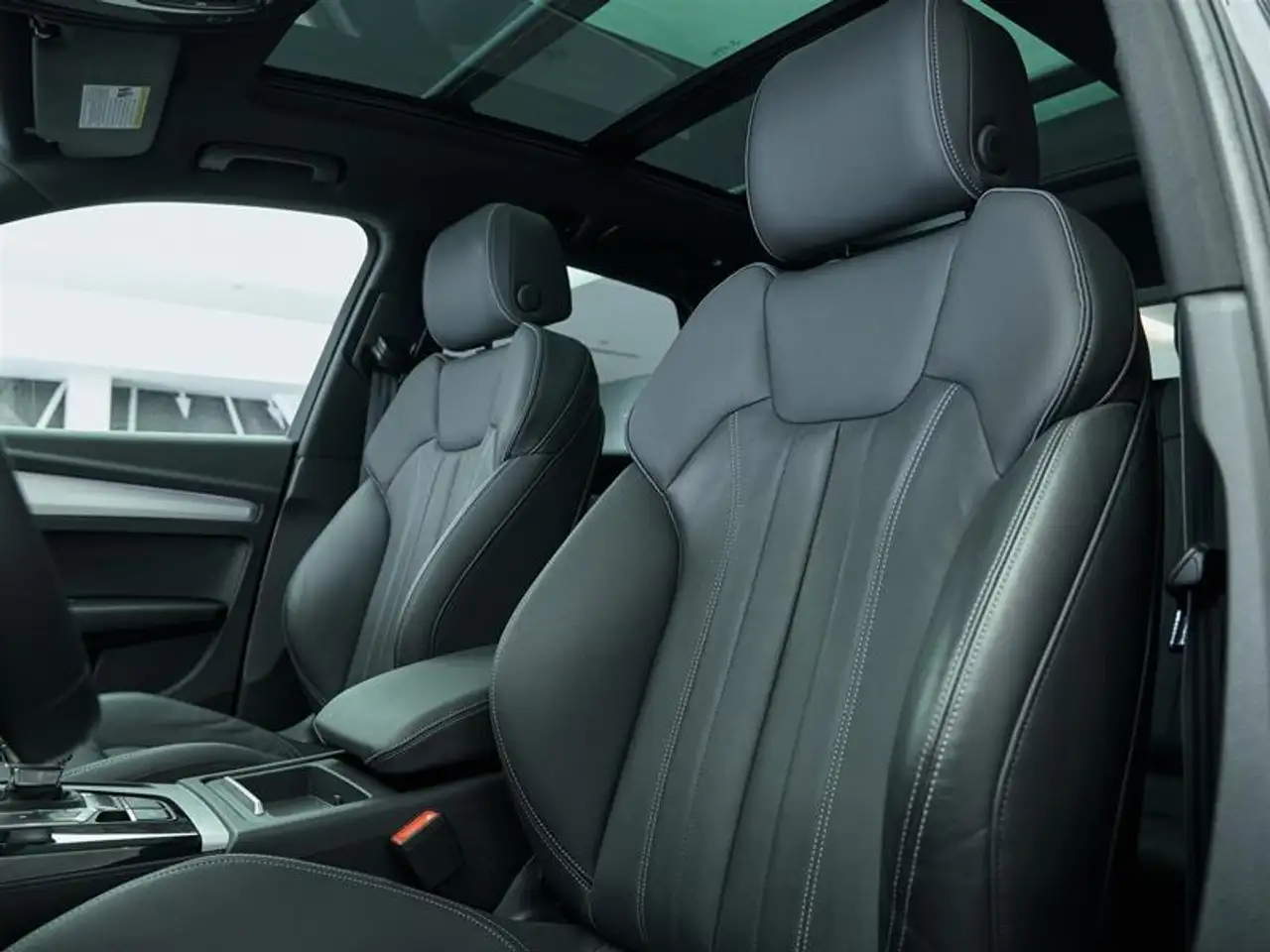 Audi Q5 снимка Audi Q5