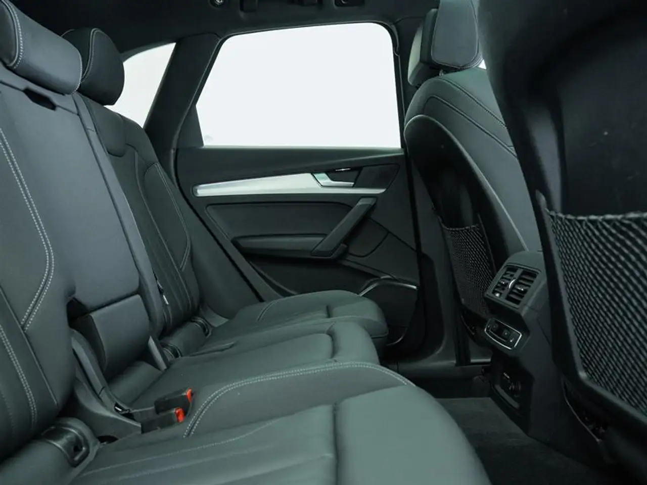 Audi Q5 снимка Audi Q5