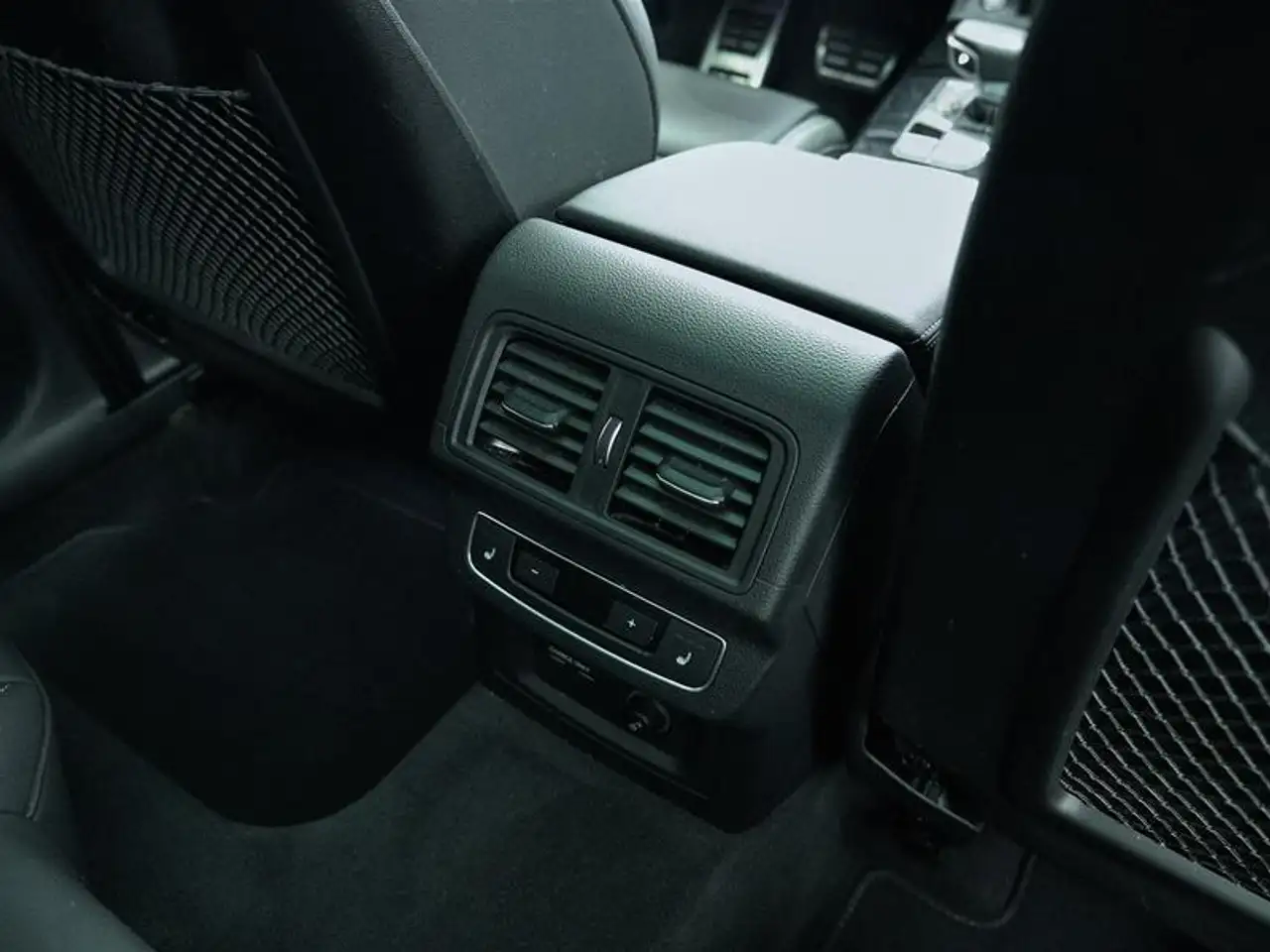 Audi Q5 снимка Audi Q5