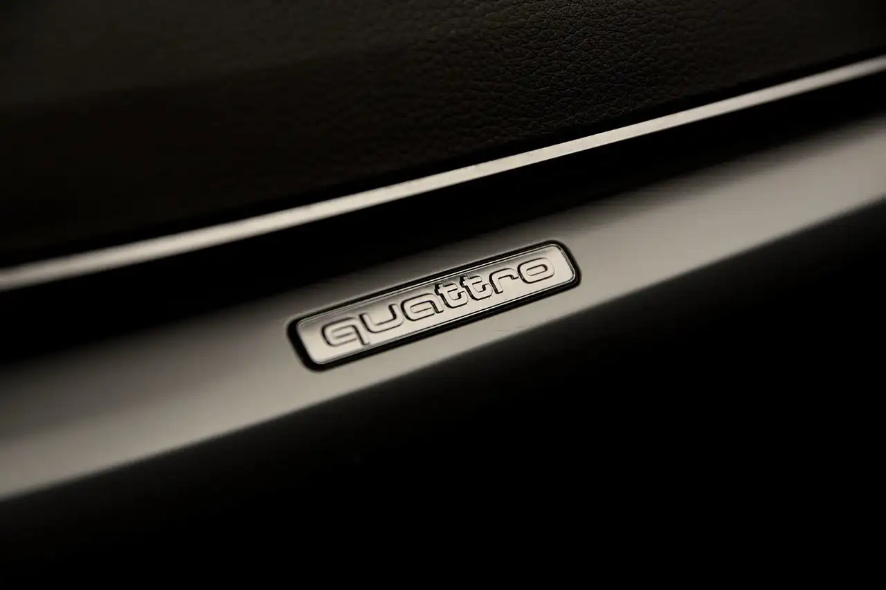Audi Q5 снимка Audi Q5