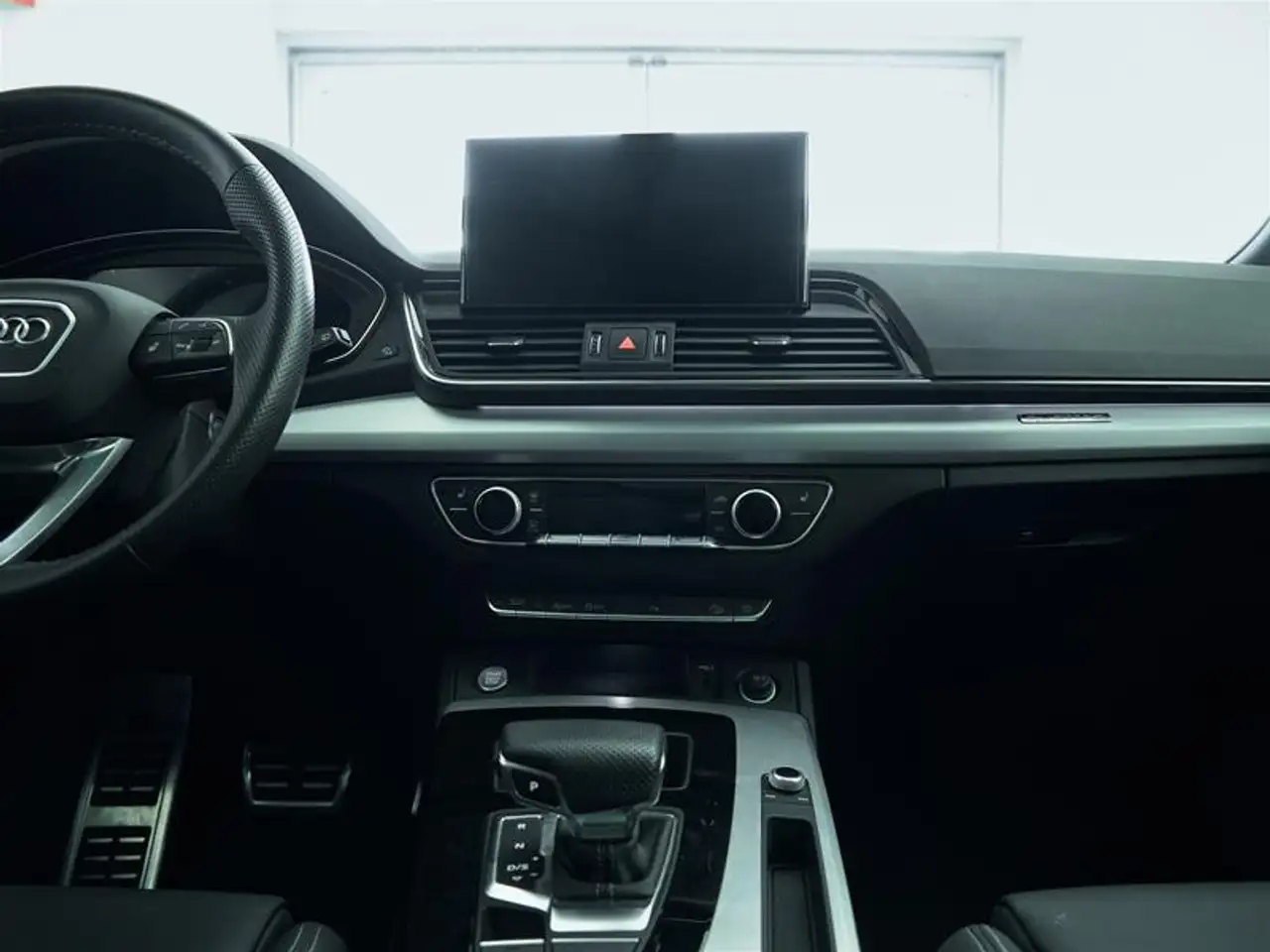 Audi Q5 снимка Audi Q5